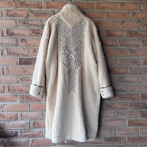 FREE PEOPLE | Cream embroidered long teddy turtleneck fall winter sweate… - Picture 14 of 16